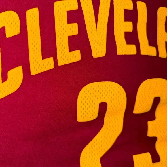 Cleveland Cavaliers LeBron James NBA Adidas jersey tee shirt maroon men’s 2XL - Picture 4 of 5